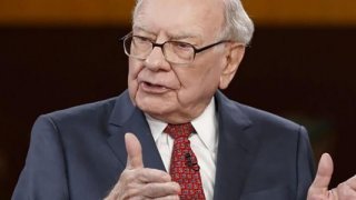 Warren Buffett seçimlerde neden taraf tutmadığını açıkladı